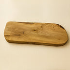 Planche de présentation mince en bois d’olivier